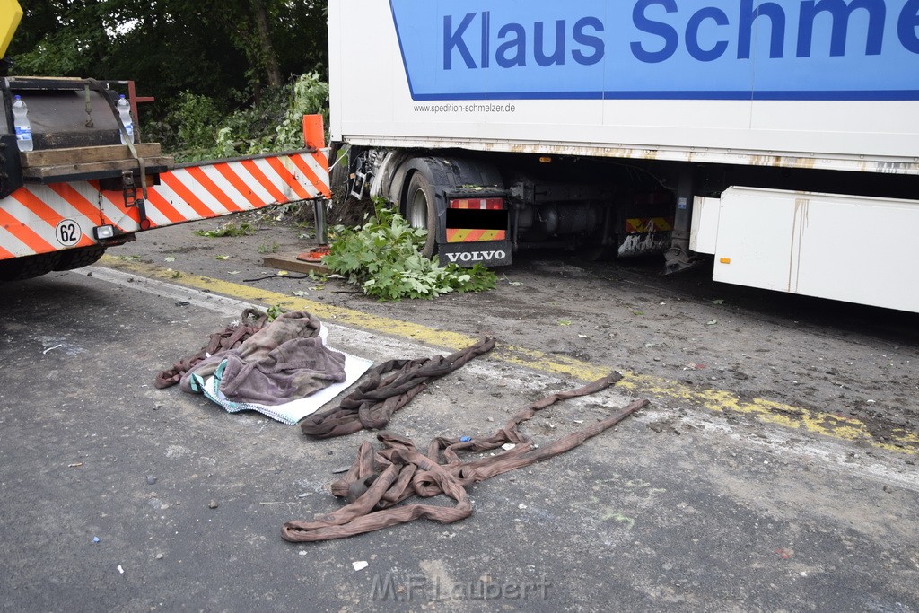 Schwerer VU A 3 Rich Oberhausen Hoehe AK Leverkusen P456.JPG - Miklos Laubert